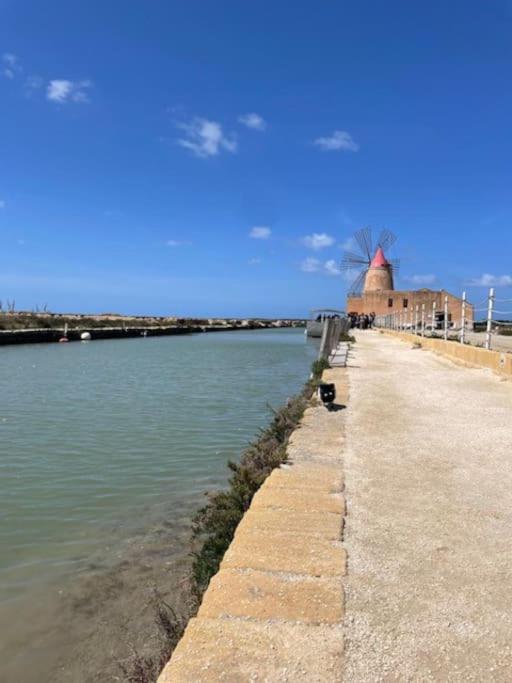 Luxury Sea House Apartment Trapani Exterior foto